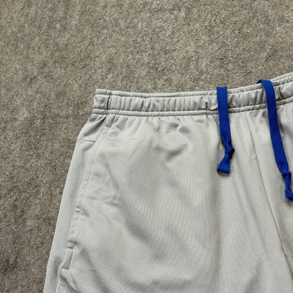 Kentucky Wildcats Nike Shorts Men S Gray DRI-FIT Football Athletic 9" - Picture 2 of 16